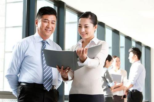 关于上海注册公司个税代扣代缴问题 关于上海注册公司个税代扣代缴问题